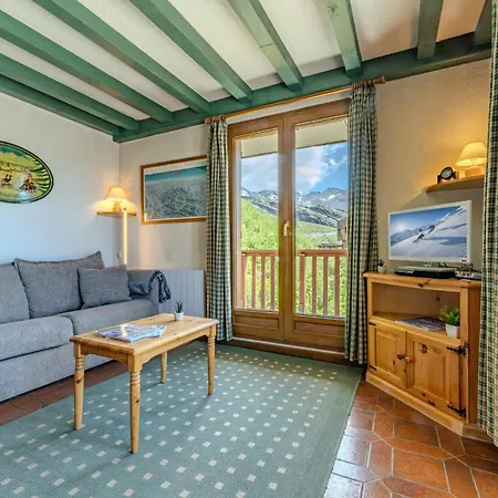 公寓 Comfort With Balcony Access And Parking 瓦托伦斯