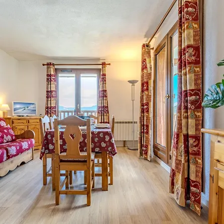 Comfort With Balcony Access And Parking * 瓦托伦斯